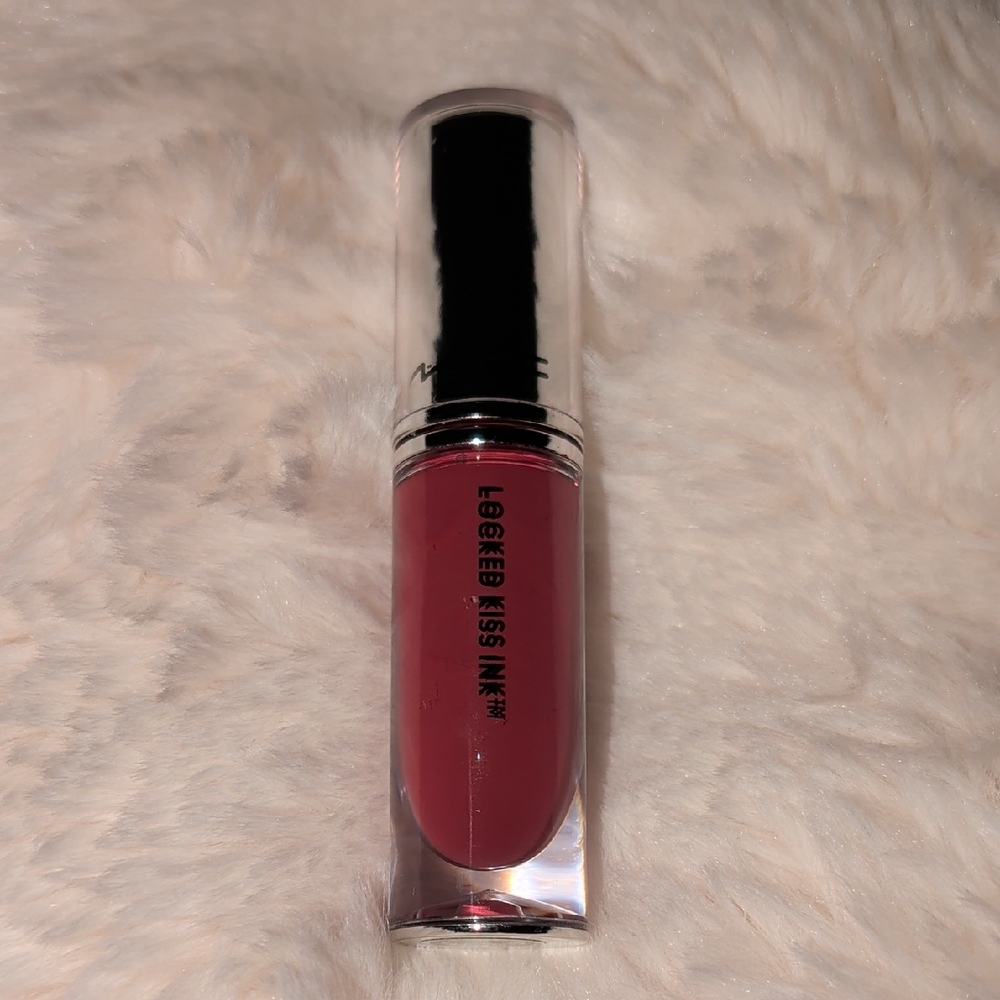 MAC Locked Kiss Inc Lipstick
